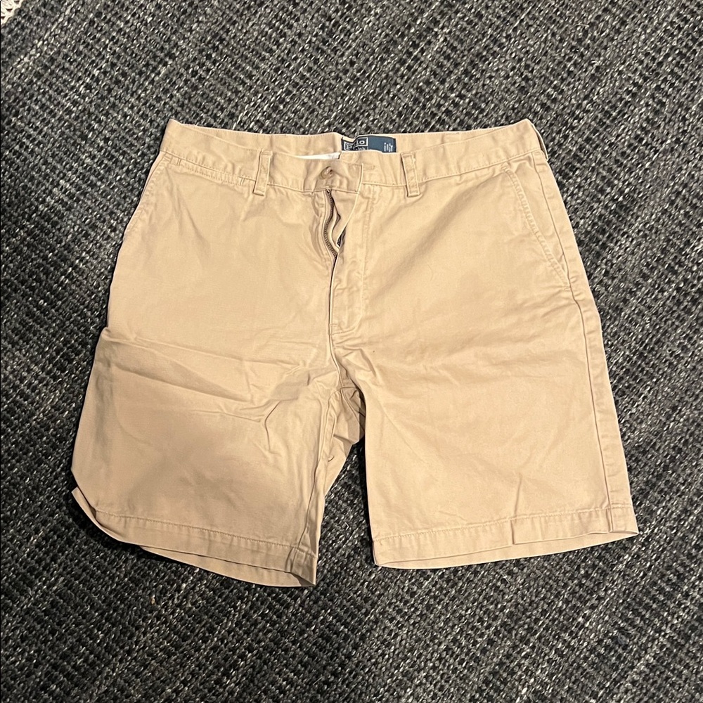 Men’s Tan Shorts